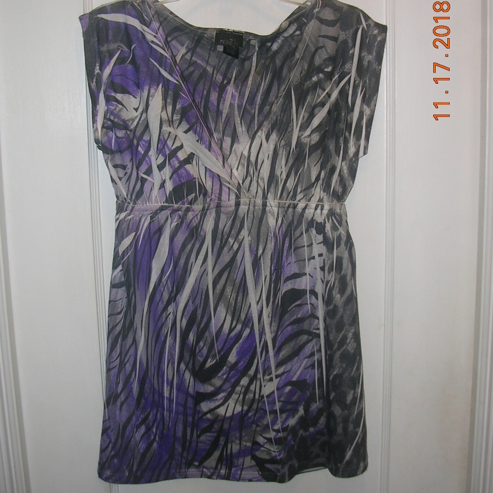 Lot off 3 tops